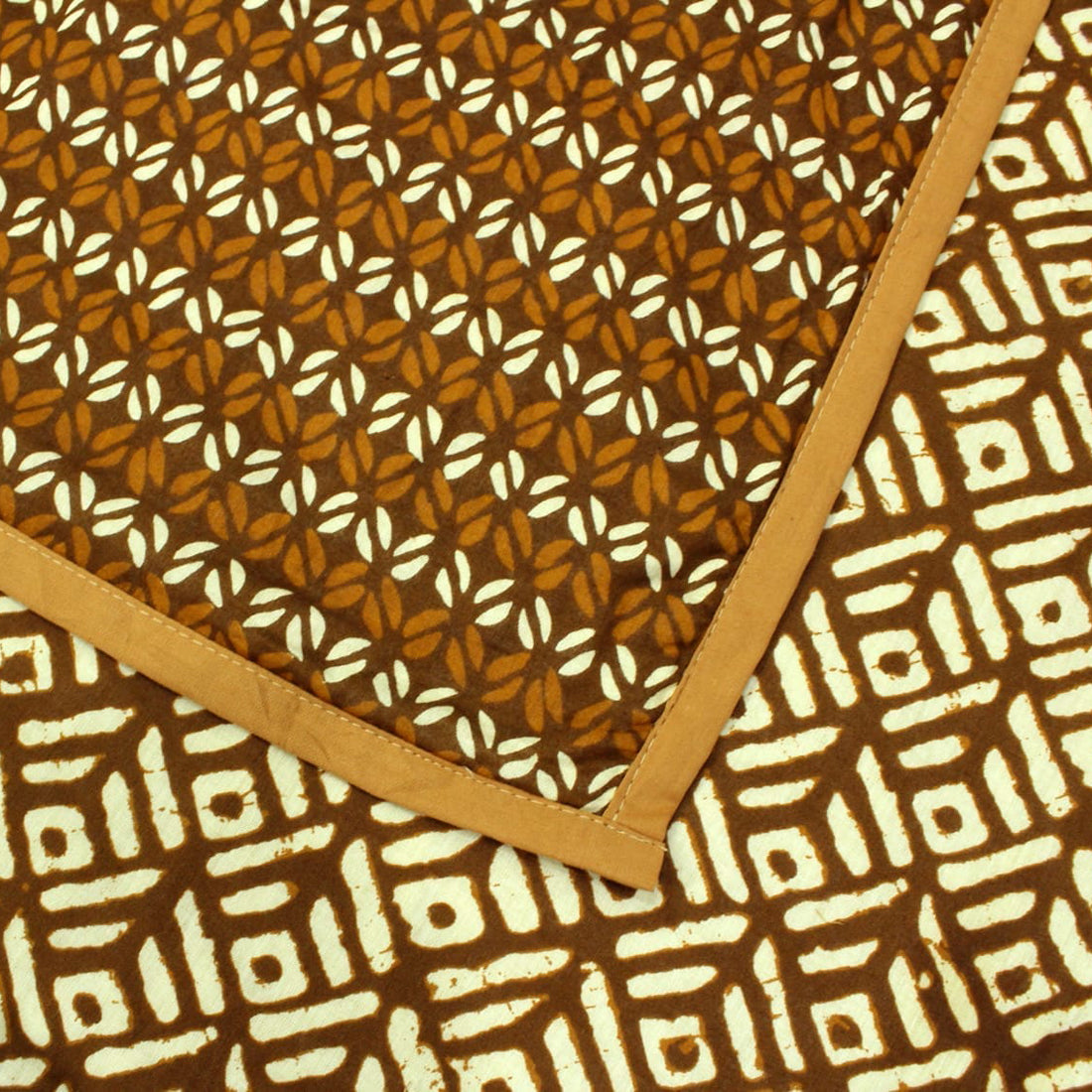 Elba Geometrical Pattern Cotton Reversible Dohar, Brown