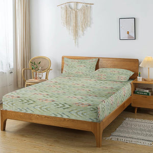 Printed Abstract Cotton 144 TC Bedsheet with Pillow Covers - Green