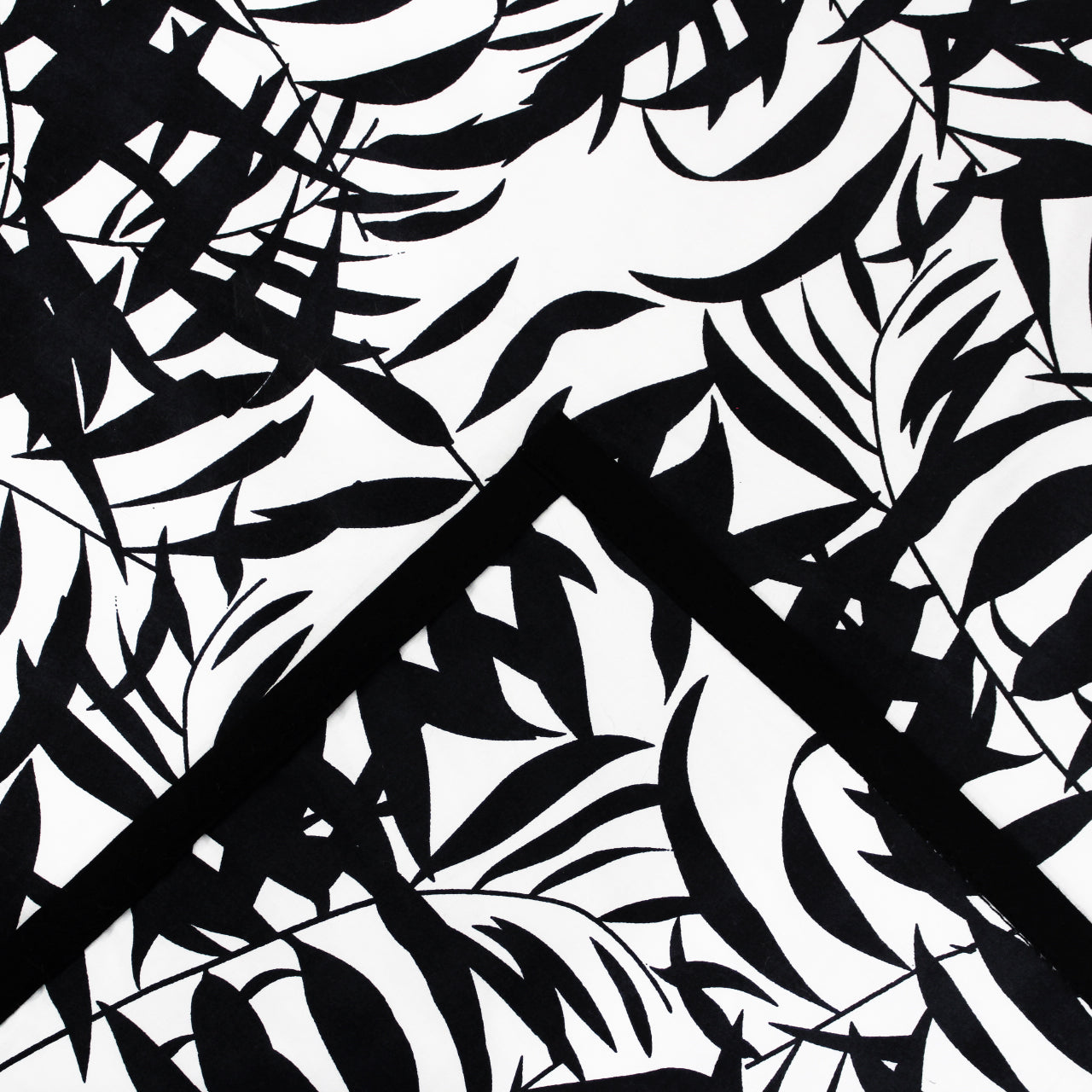 Marvel Floral 250 TC Cotton Dohar - Black
