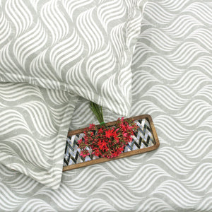 Cotton Abstract Print 210 TC King Size Fitted Bedsheet In Grey At Best Prices