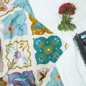 Best Microfiber Floral print Reversible AC Dohar Blanket In Multicolor