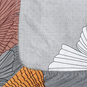 Cotton Floral Print 210 TC King Size Fitted Bedsheet In Grey At Best Prices