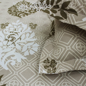 Cotton Floral Print 210 TC King Size Fitted Bedsheet In Khaki