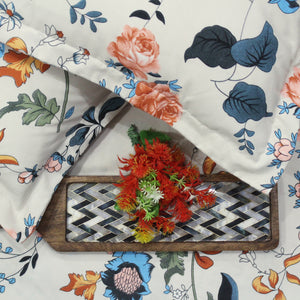 Fitted bedsheet set with pillow covers