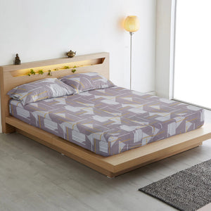 Geometrical Fitted bedsheet with matching pillow covers