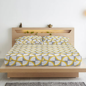 Cotton Geometrical Print 210 TC King Size Fitted Bedsheet In Yellow