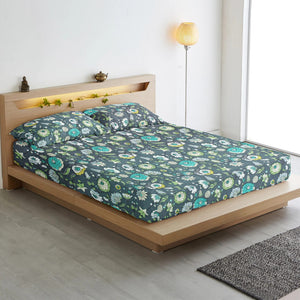 Cotton Floral Print 210 TC King Size Fitted Bedsheet In Multicolor