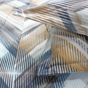 Stylish Multicolor 210 TC Cotton Geometrical Flat Bedsheet At Best Price
