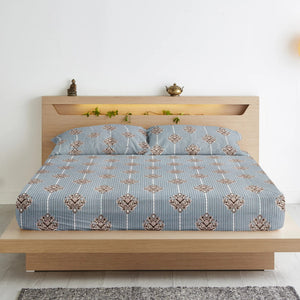 Blue Damask Fitted Super King bedsheet with matching pillow covers