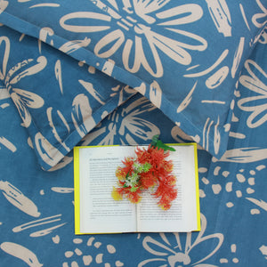 Floral Fitted Bedsheet with Pillow Covers
