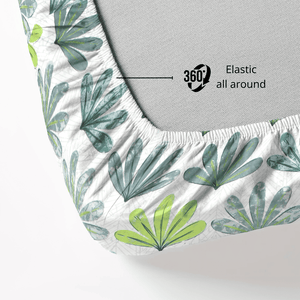 Fitted Beedsheet with elastic all around feature on a mattress.