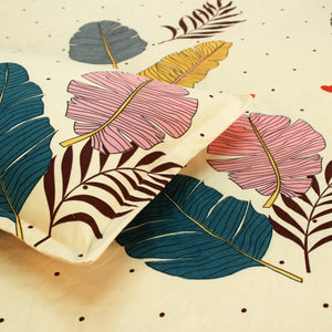 Floral cotton bedsheet with matching pillow covers