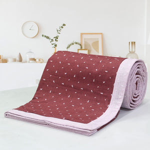 Pearl Texture Floral Print 300TC Cotton Dohar Comforter In Maroon At Best Prices