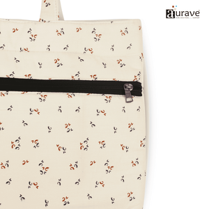 Shopper/Tote Bag Patterned bag with a zipper
