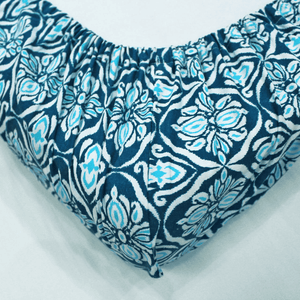 Soft Cotton Ikat Print 144 TC Fitted Bedsheet In Navy Blue At Best Prices