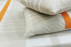 Soft Cotton Check print 250 TC Fitted Bedsheet In Orange At Best Prices