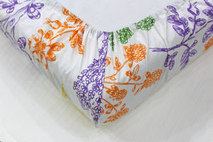 Soft cotton Floral print 250 TC fitted bedsheet in Purple At Best Prices