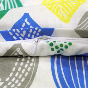 Close-up of Printed Blue Feathers Vector Pattern Cotton Duvet Cover