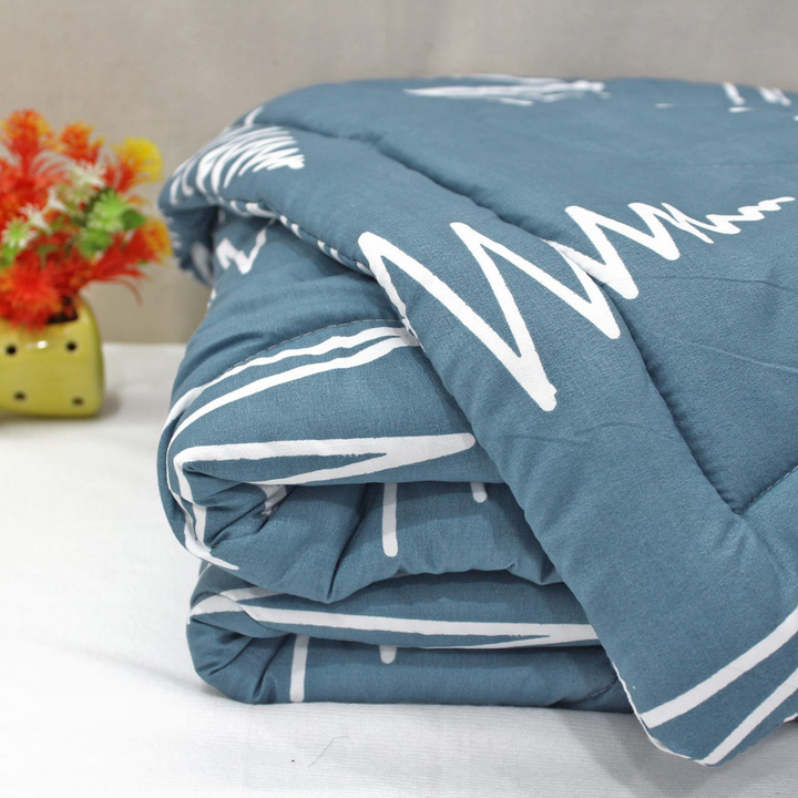 Microfiber 150 GSM All Season Comforter/Quilt - Blue