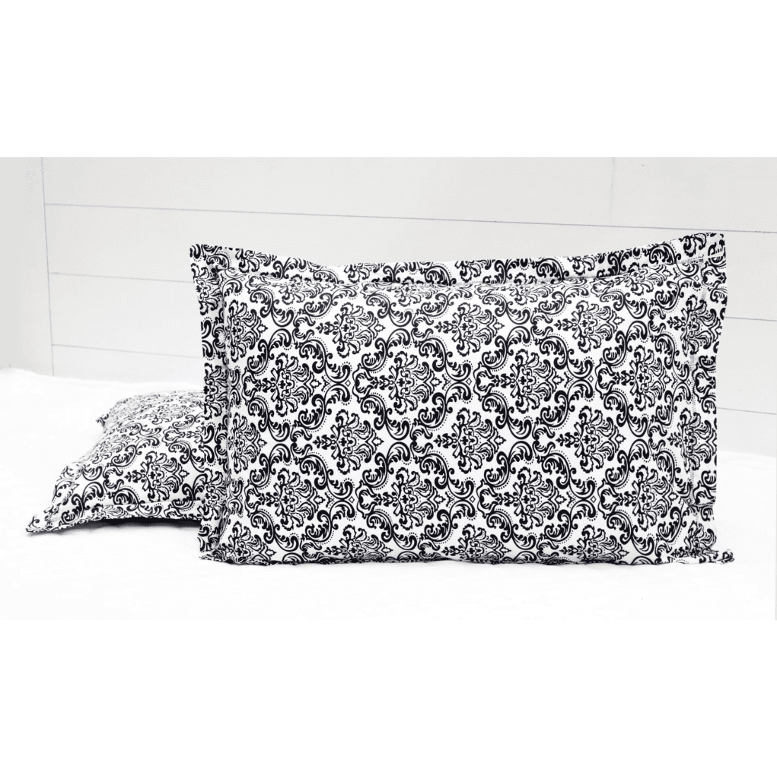 Soft Cotton Damask Print 144 TC Fitted Bedsheet In Black At Best Prices