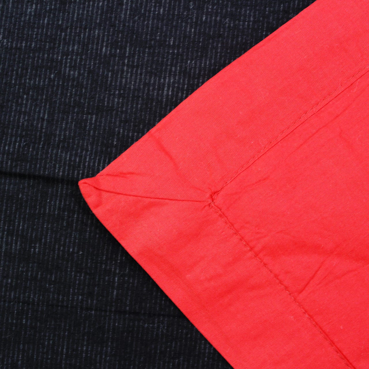 Cozy Plaino Designer Plain Reversible Cotton Dohar Online In Black