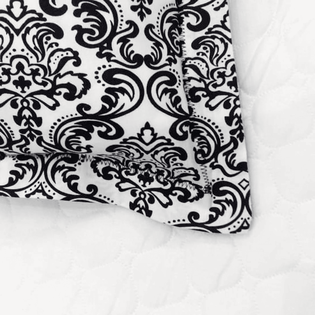 Soft cotton damask print 144 TC Fitted Bedsheet In Black At Best Prices