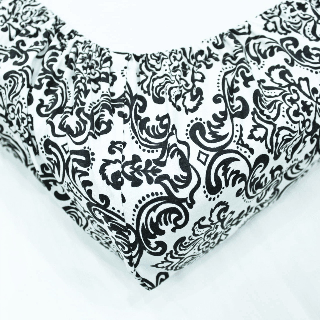 Soft Cotton Damask Print 144 TC Fitted Bedsheet In Black At Best Prices