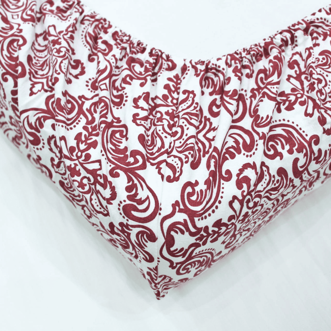 Soft Cotton Damask Print 144 TC Fitted Bedsheet In Maroon At Best Prices