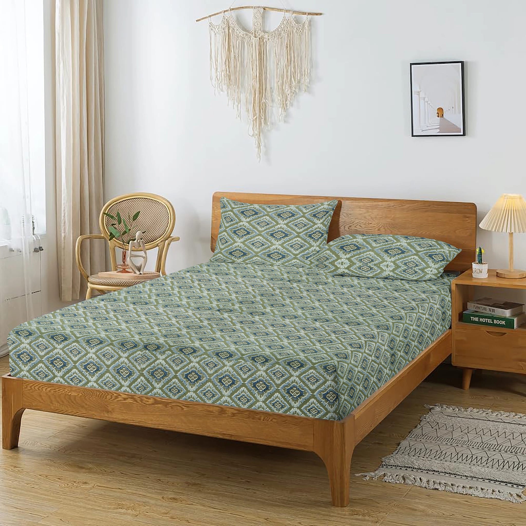 Printed Abstract Cotton 144 TC Bedsheet with Pillow Covers - Green
