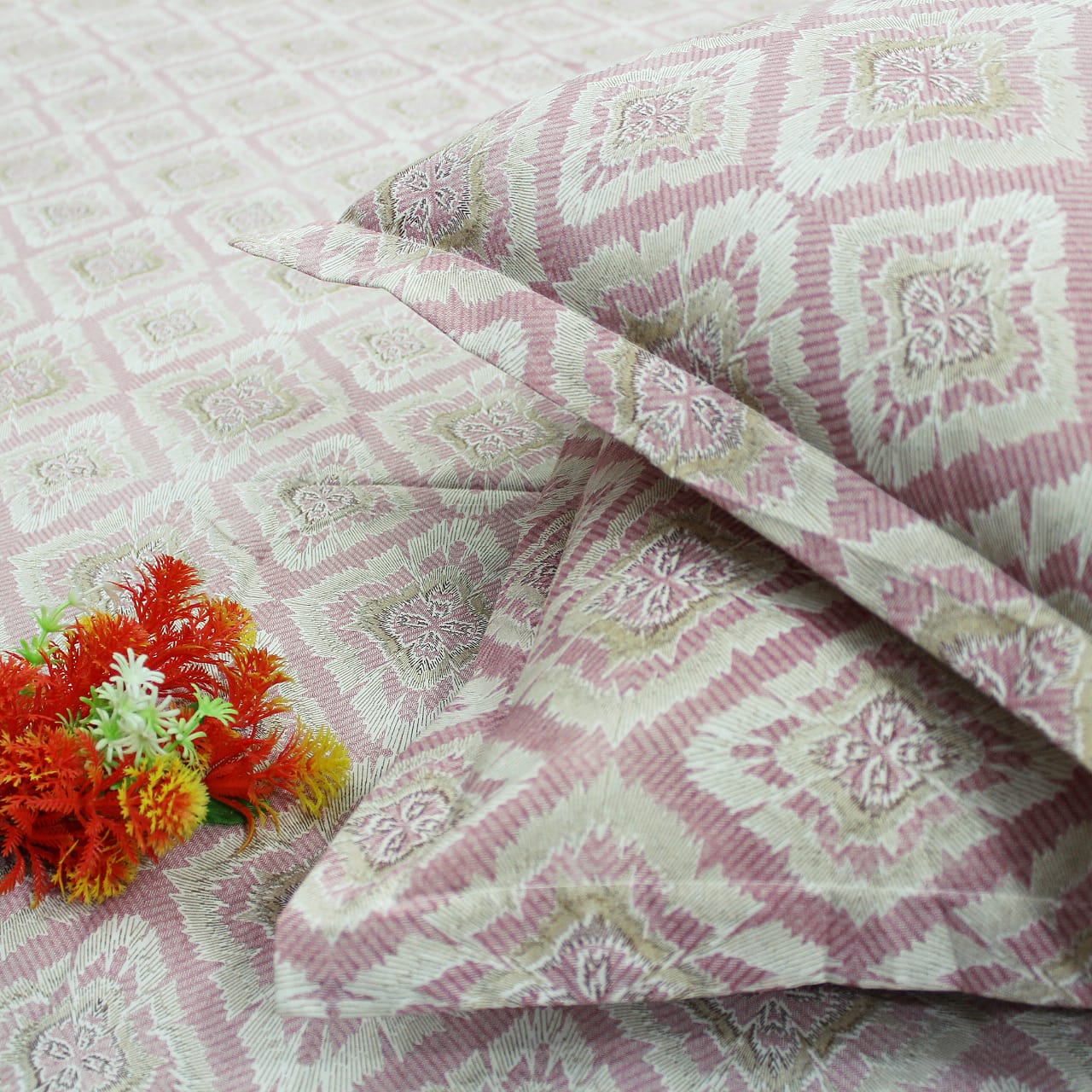 Close up view Printed Abstract Cotton 144 TC Bedsheet with Pillow Covers - Magenta