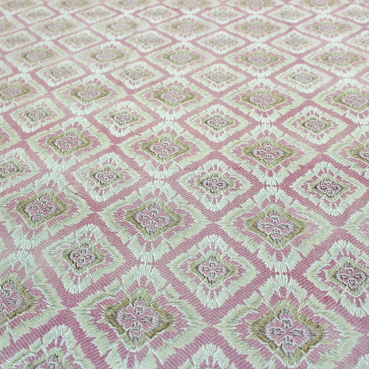 Printed Abstract Cotton 144 TC Fitted Bedsheet Design 