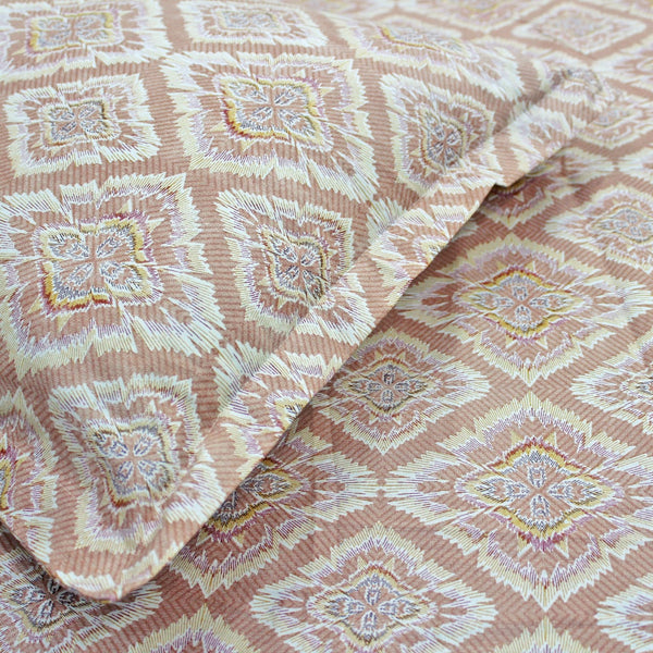 Close-up Printed Abstract Cotton 144 TC Fitted Bedsheet with Pillow Covers - Peach