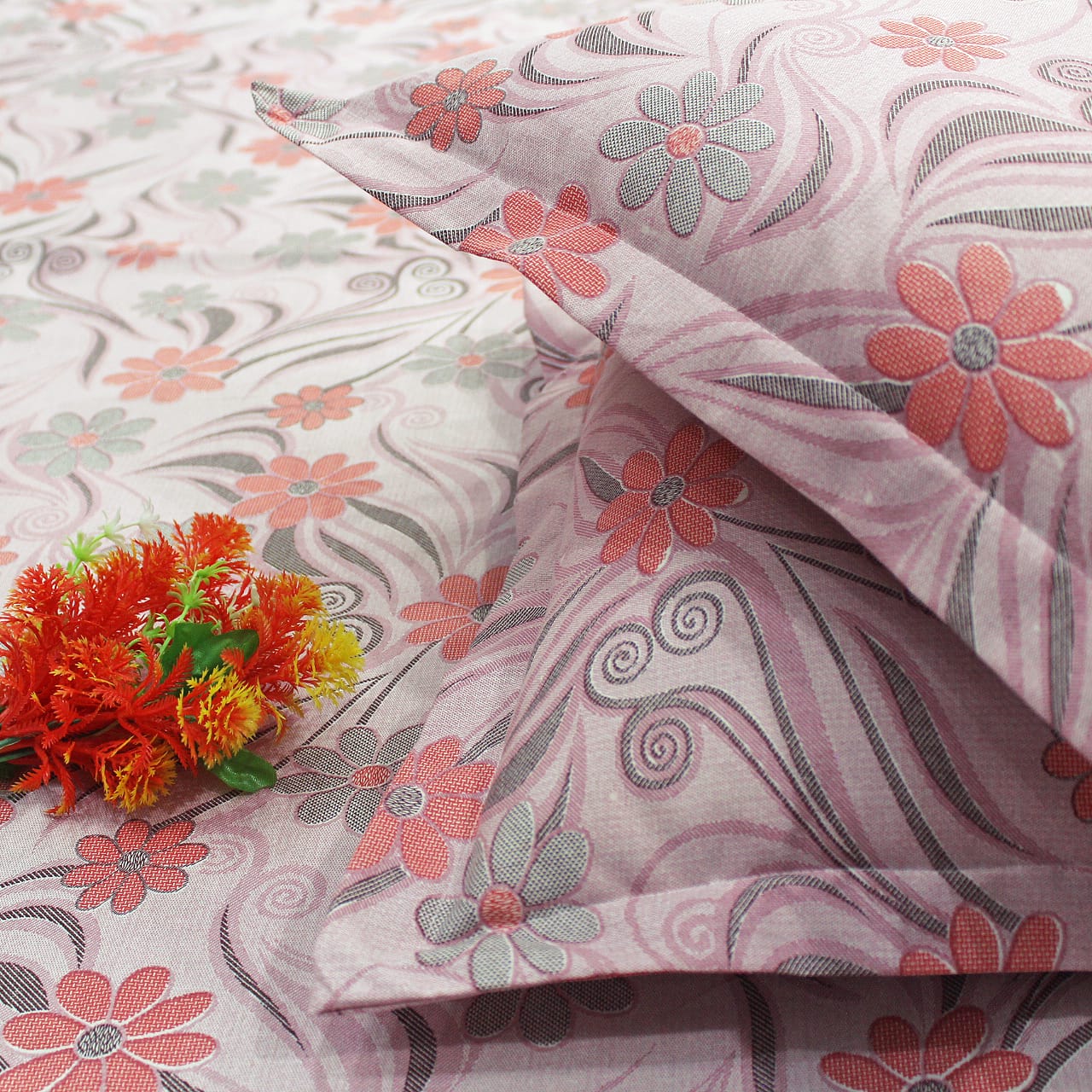 Printed Floral Cotton 144 TC Bedsheet with Pillow Covers - Magenta