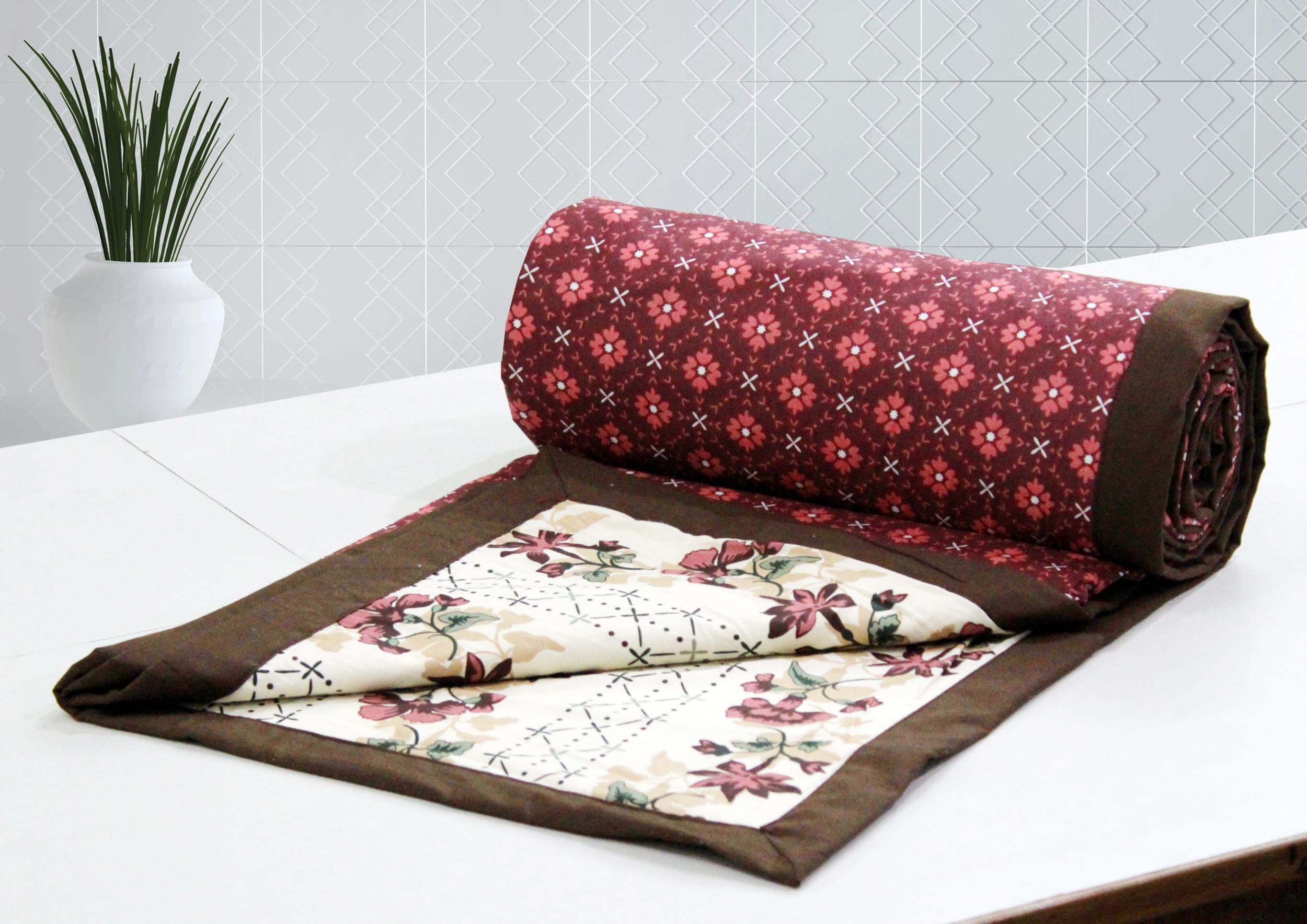 Cozy Embara Cotton Reversible Dohar In Floral Pattern In Rust At Best Prices.