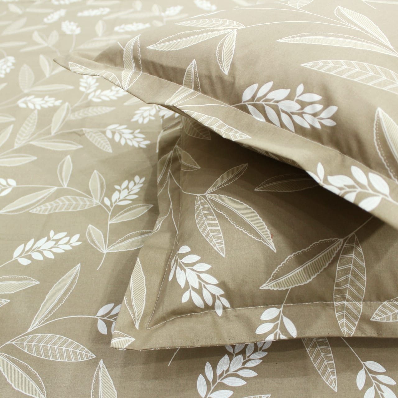 Printed Floral Cotton 250 TC Fitted Bedsheet with Pillow Covers - Brown