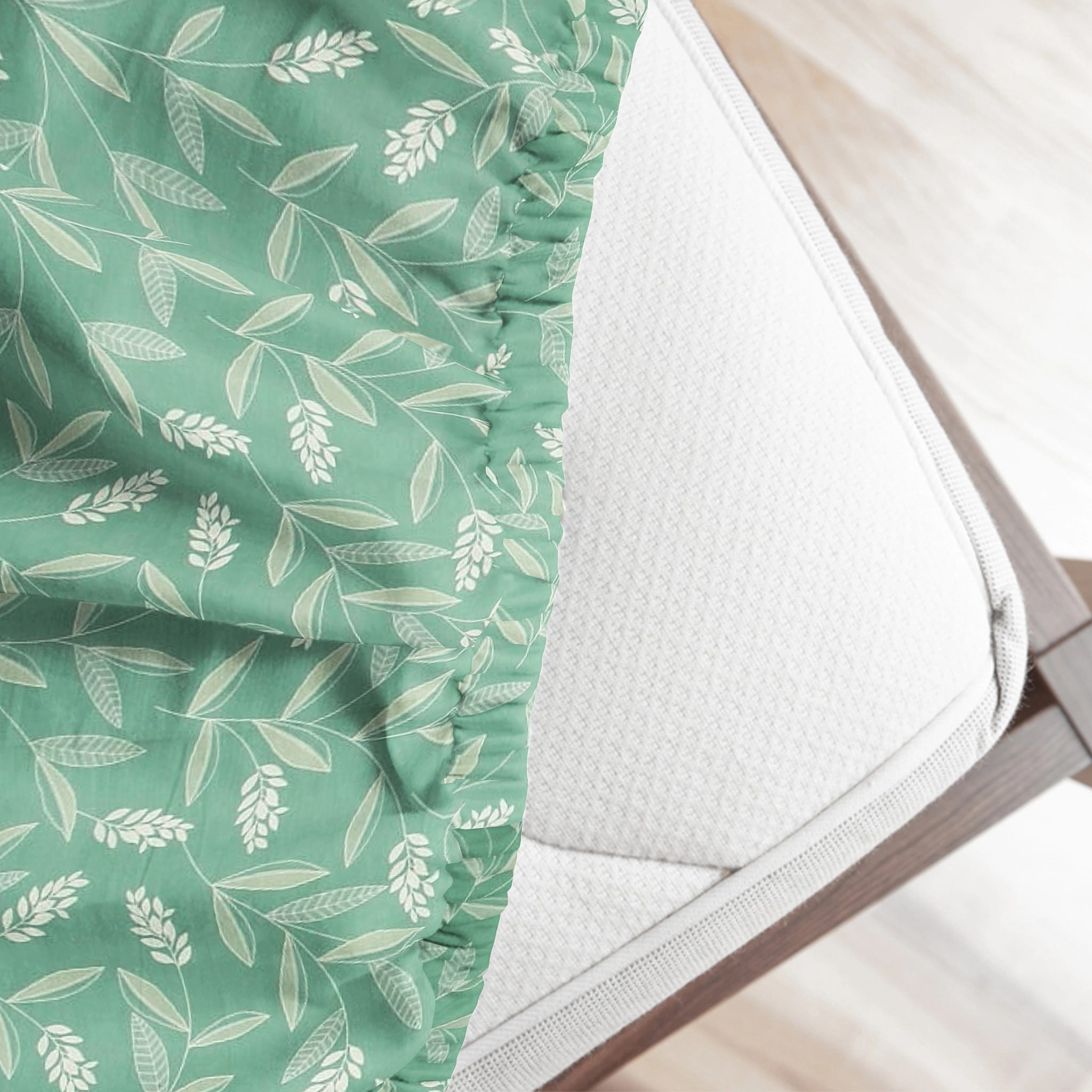 Printed Floral Cotton 250 TC Bedsheet with Pillow Covers - Green