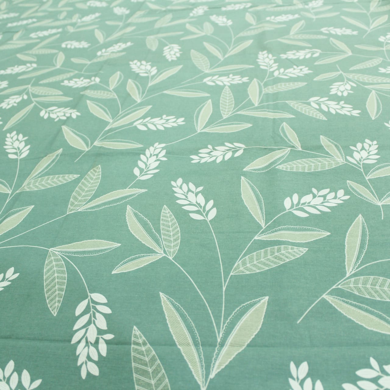 Printed Floral Cotton 250 TC Bedsheet Design