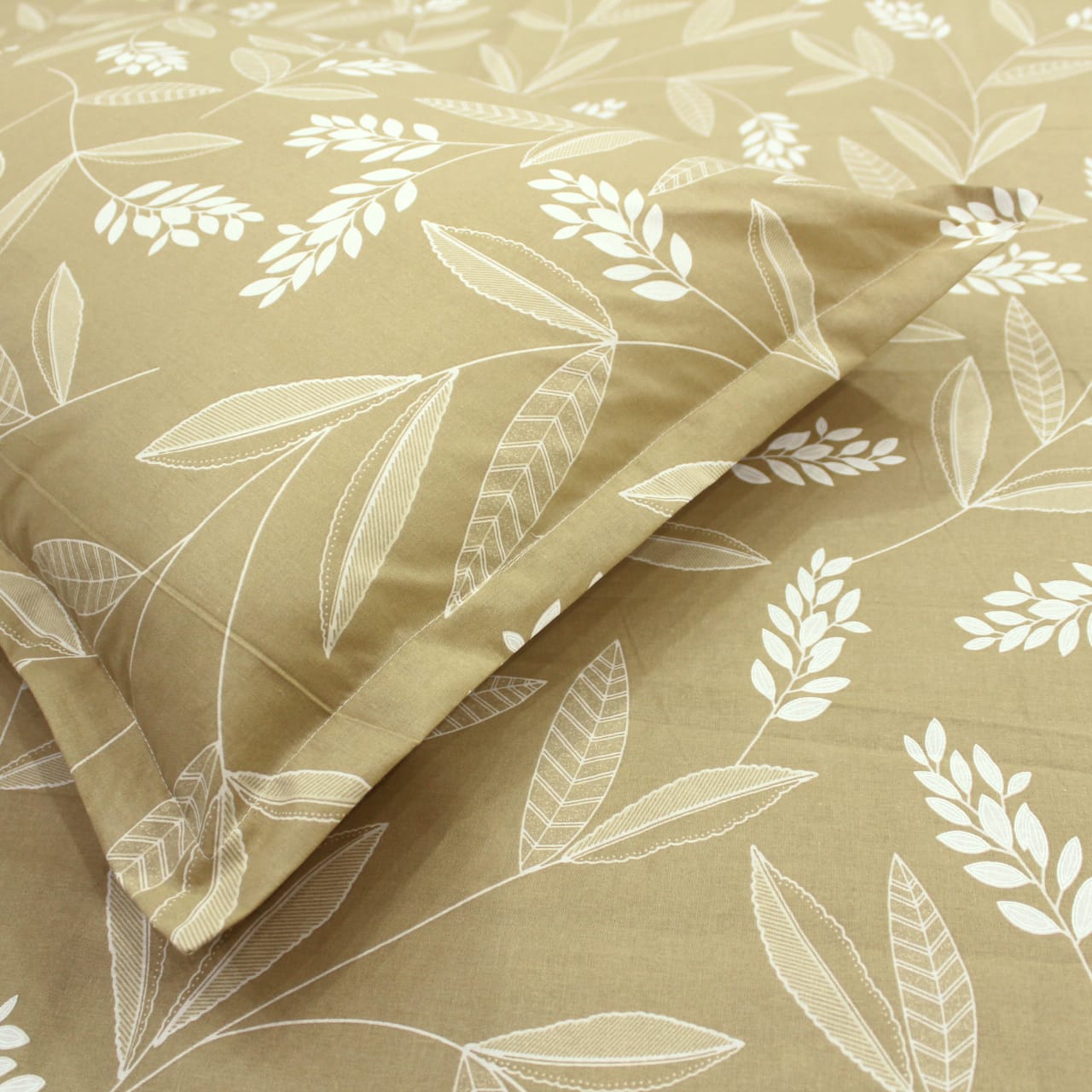 Close up Printed Floral Cotton 250 TC Bedsheet with Pillow Covers - Mustard
