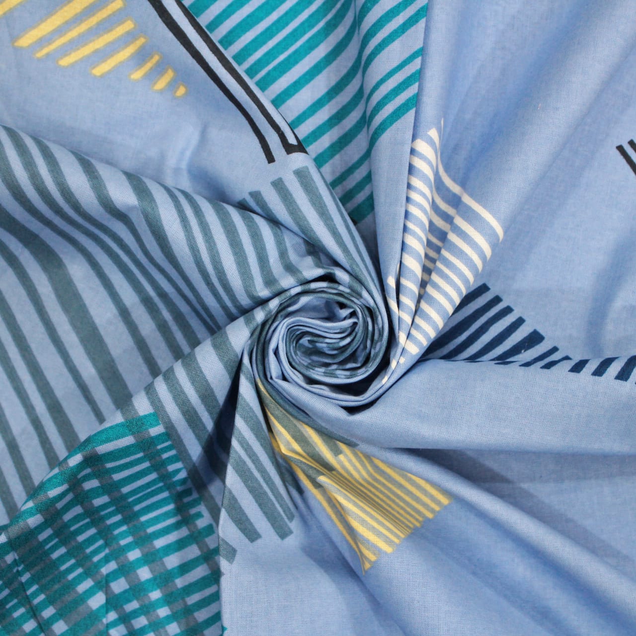 Printed Geometrical Cotton 250 TC Fitted Bedsheet 