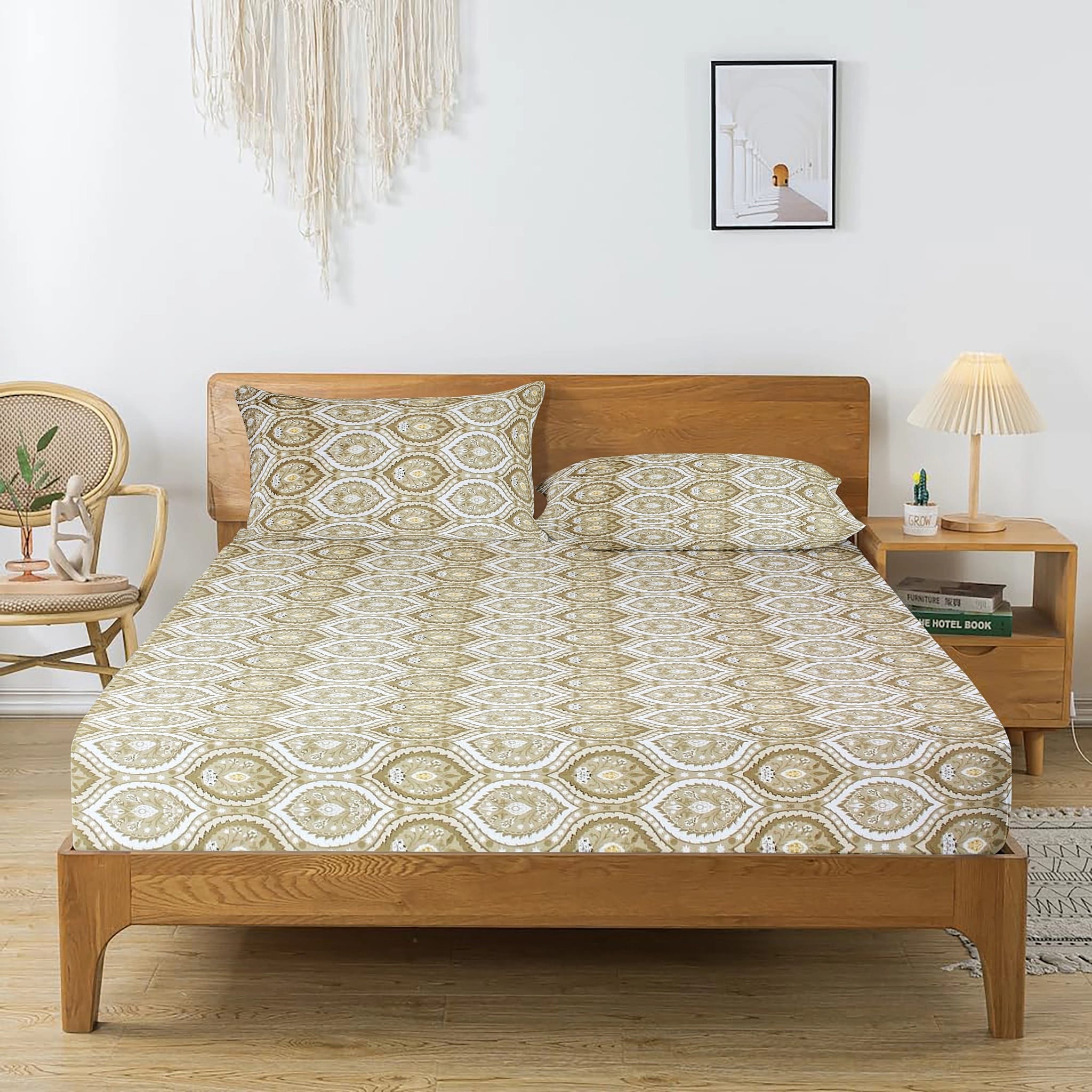 Printed Damask Cotton 250 TC Bedsheet with Pillow Covers - Brown
