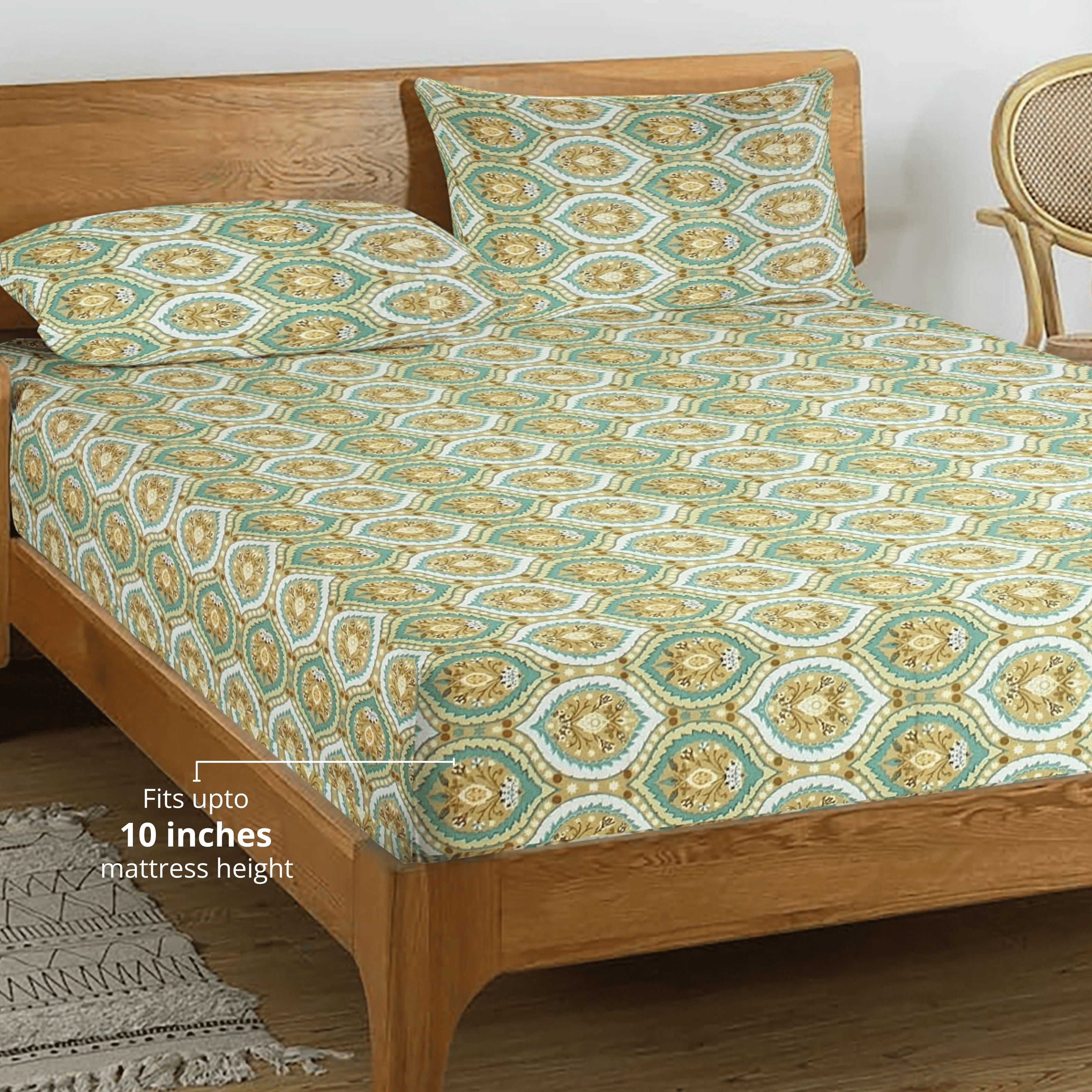 Printed Damask Cotton 250 TC Bedsheet with Pillow Covers - Green