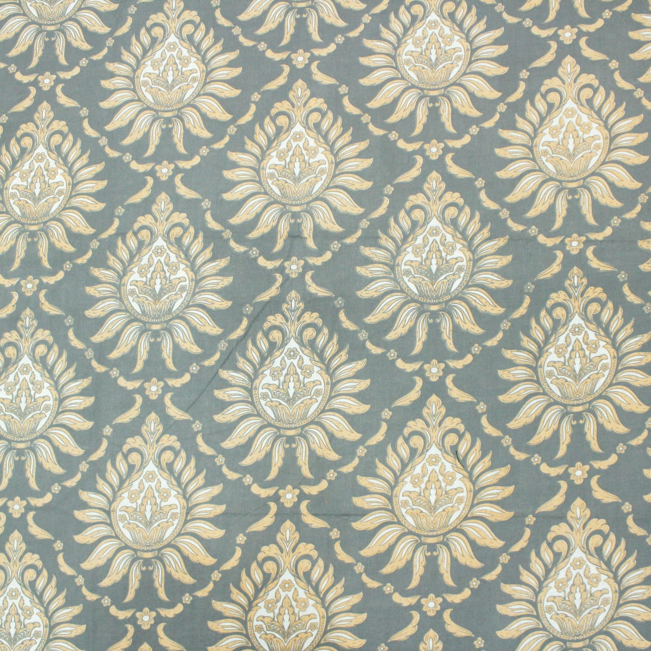 Close up Printed Floral Cotton 144 TC Fitted Bedsheet Design 