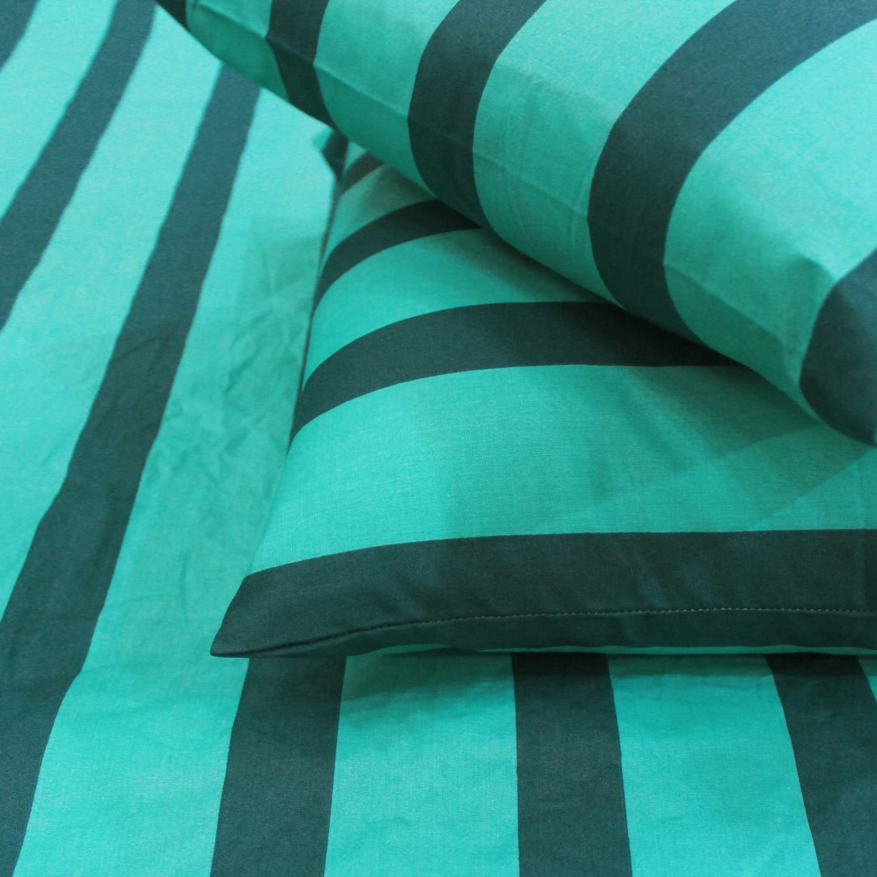 Printed Stripe Cotton 250 TC Fitted Bedsheet with Pillow Covers - Blue