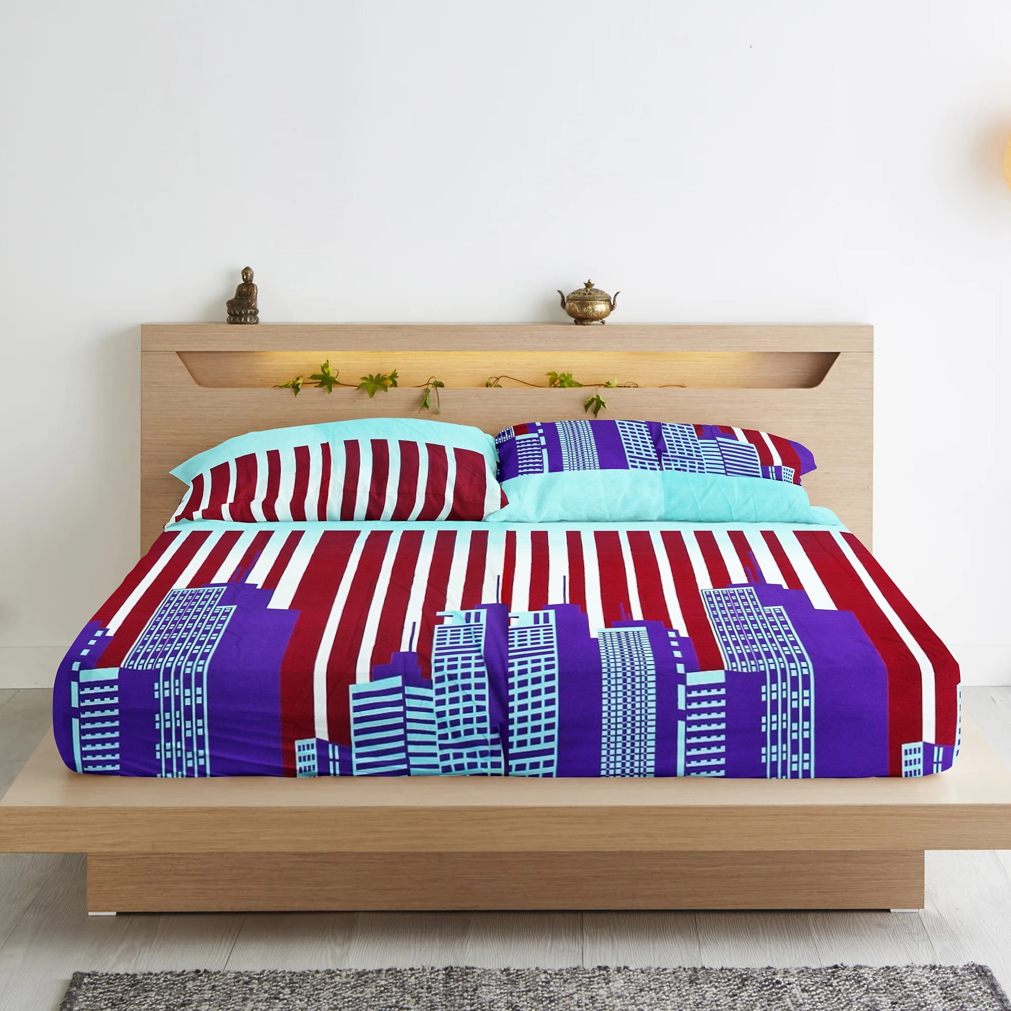 Printed Abstract Cotton 250 TC Fitted Bedsheet with Pillow Covers - Multicolor