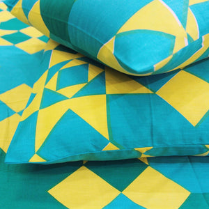 Printed Geometrical Cotton 250 TC Fitted Bedsheet with Pillow Covers - Yellow
