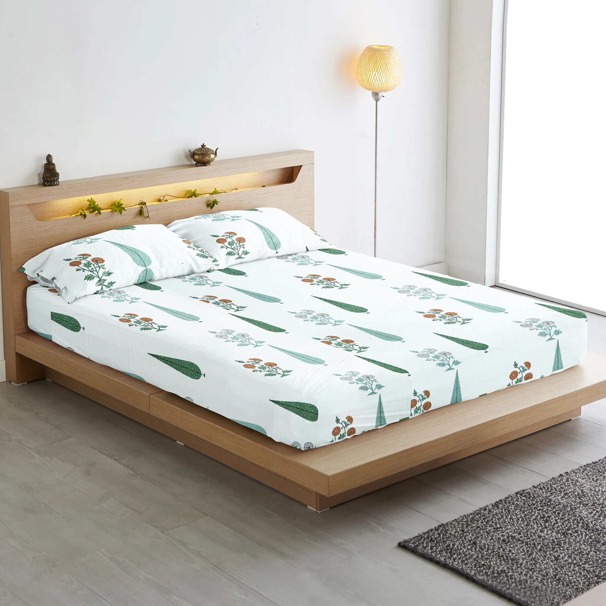 Soft Cotton Floral print 250 TC fitted bedsheet in Orange At Best Prices