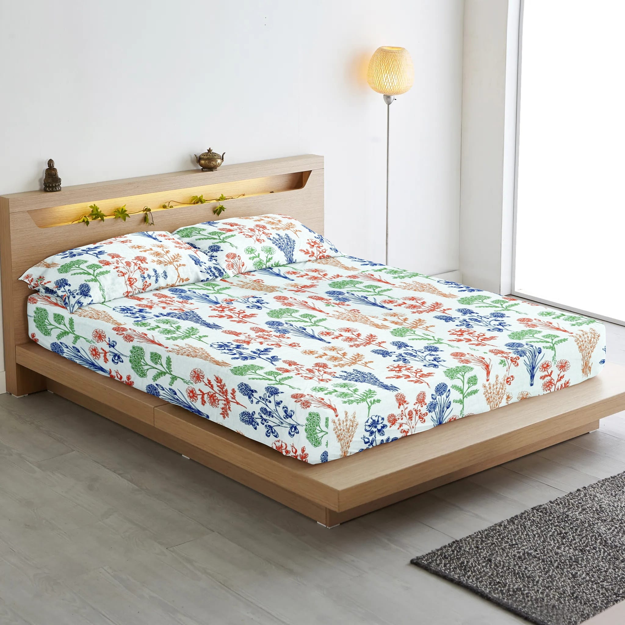 Soft Cotton Floral print 250 TC fitted bedsheet in Blue At Best Prices