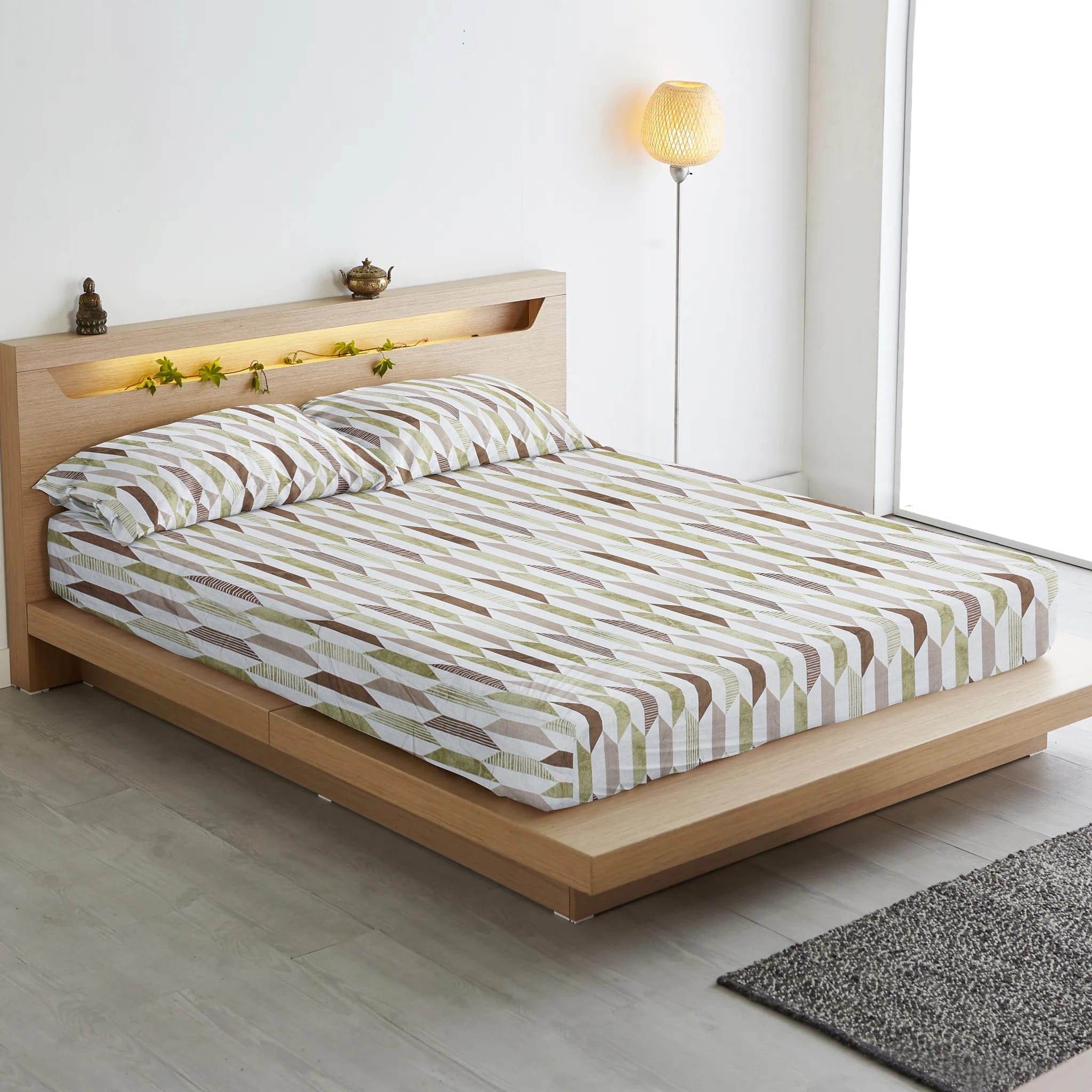 Soft Cotton Floral Print 250 TC Fitted Bedsheet In Brown Online In India