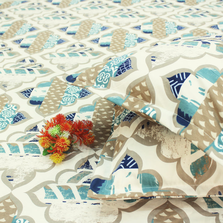 Printed cotton blend double bedsheet in blue