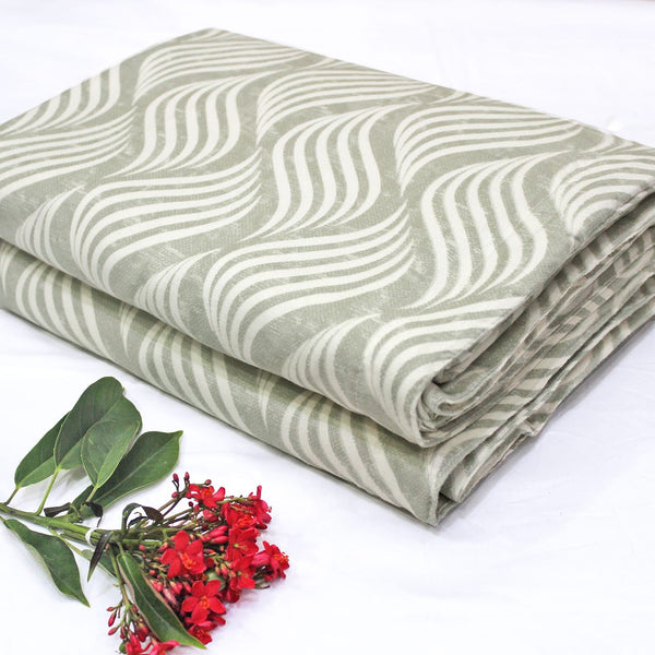 Best Grey Microfiber Reversible AC Dohar Blanket In Abstract Print 